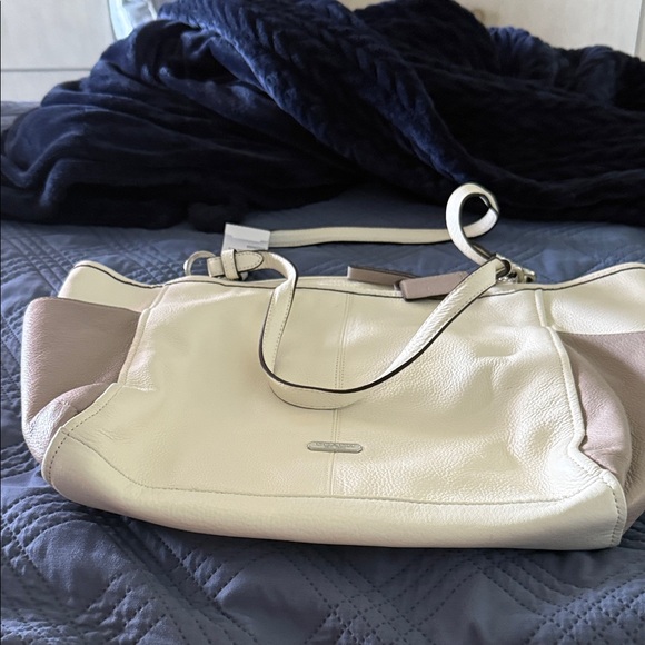 Coach Cream and Tan Tote Bag (Parchment and Putty) NWTs - Picture 1 of 6